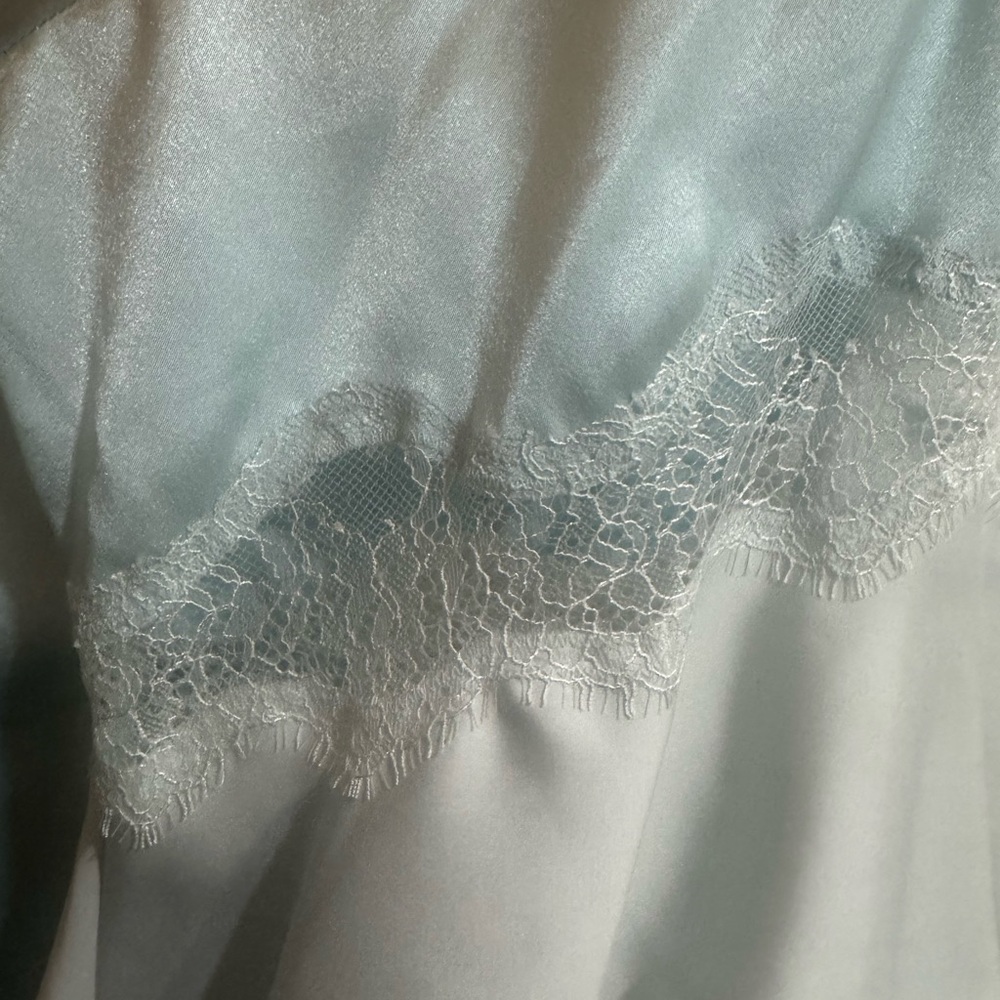 Victoria's Secret Blue Satin & Lace Robe - M/L “something blue” - Picture 2 of 4